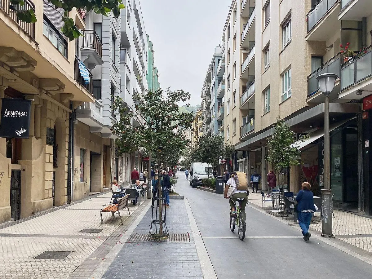 Malibu - Basque Stay San Sebastián